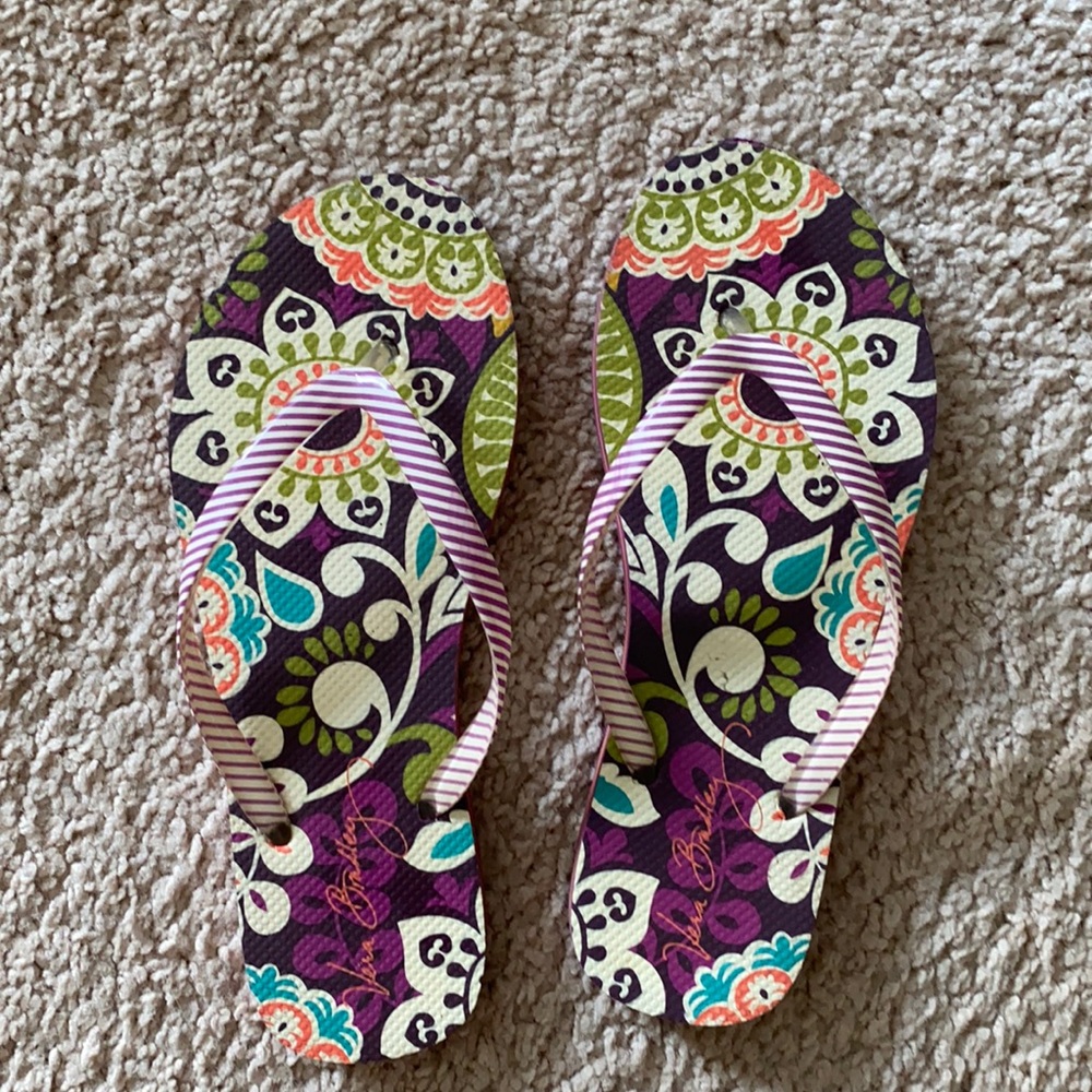 Vera Bradley Flip Flops - Size 8